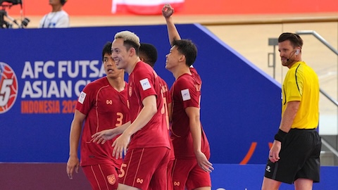 Kết quả Kuwait 1-6 Thái Lan: Dội ‘mưa’ bàn thắng, Thái Lan vào tứ kết!